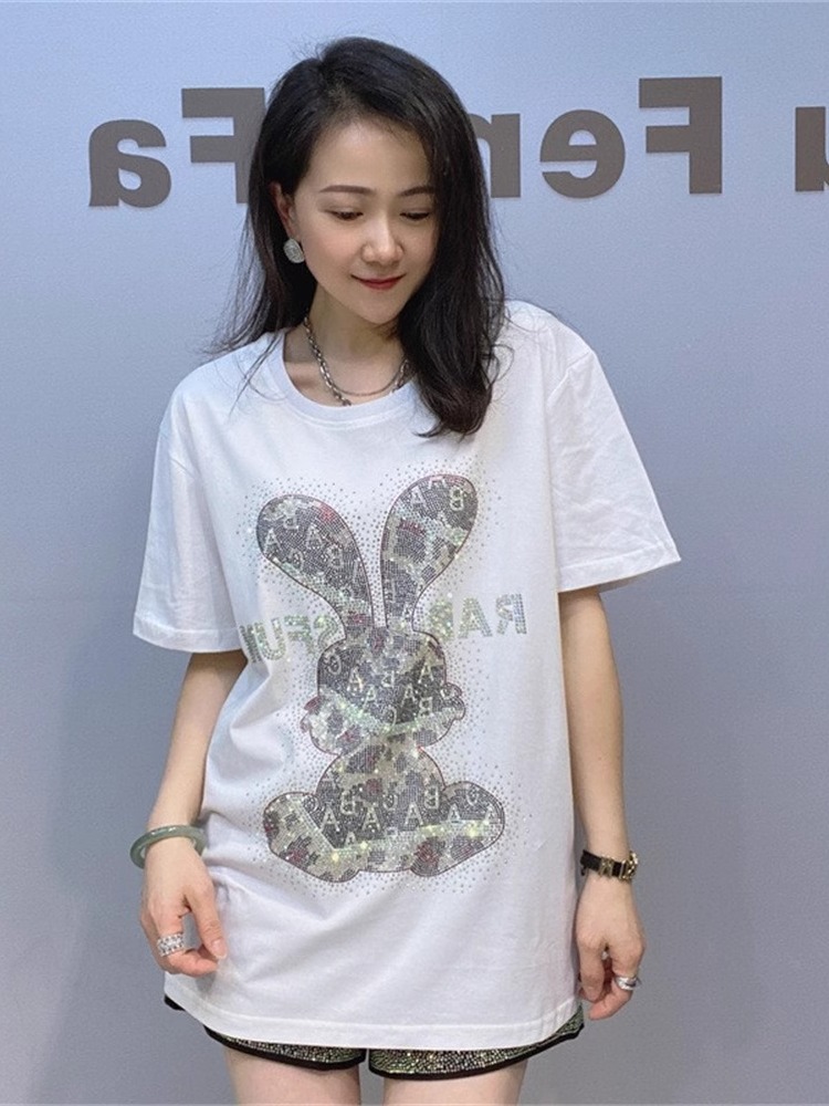 T-shirt da donna girocollo a m - Embroidery Moisturizer recensione e prezzo