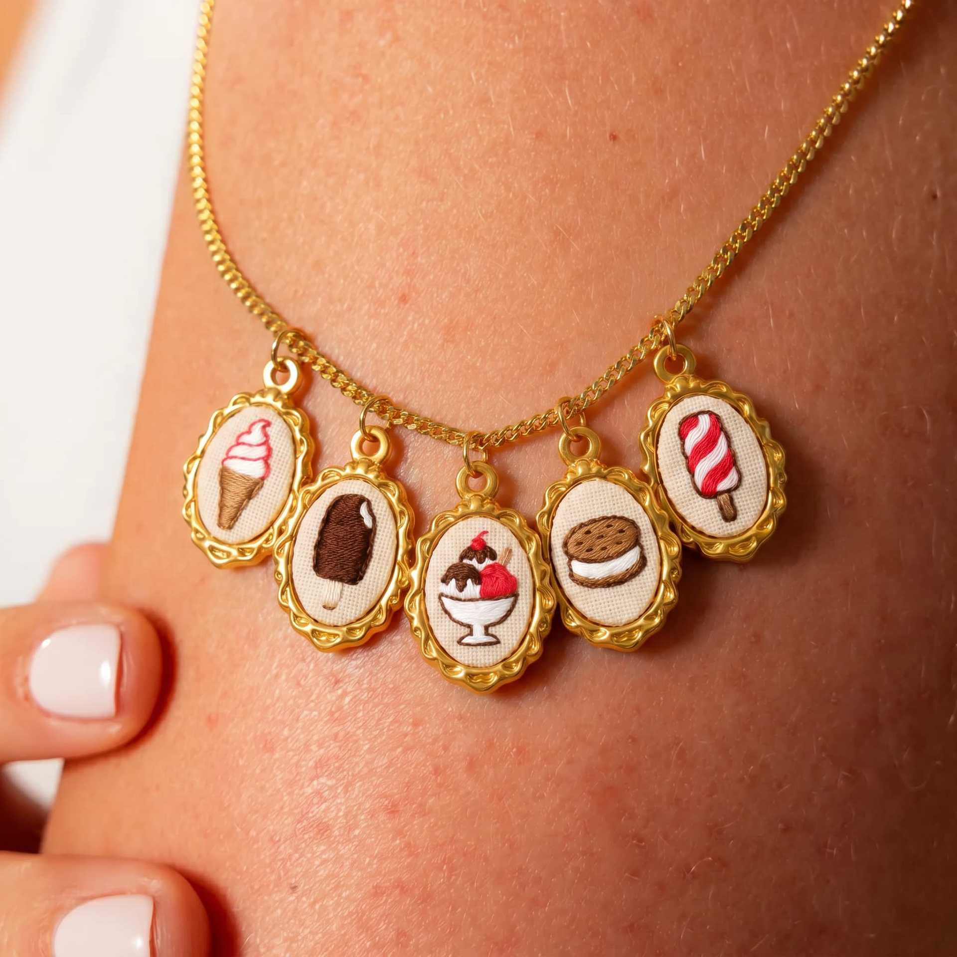 5 Pezzi Ciondoli in Acciaio In - Embroidery Charm recensione e prezzo