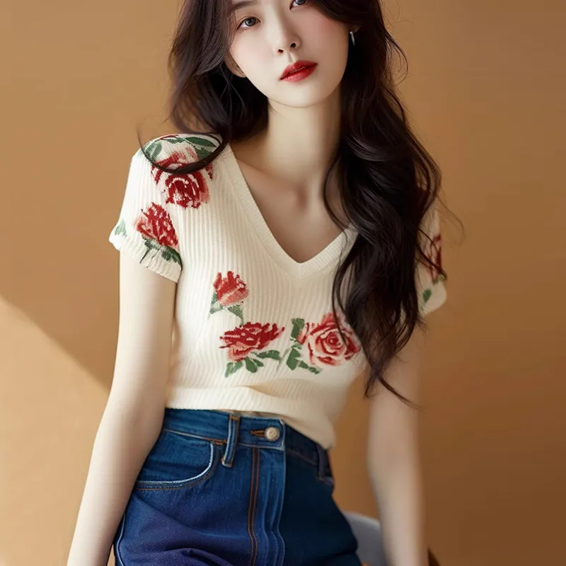 Top in Maglia Beige da Donna c - Embroidery Rose recensione e prezzo