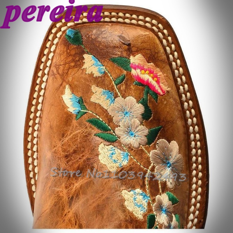 Stivali con fiori ricamati Ros - Embroidery Rose recensione e prezzo