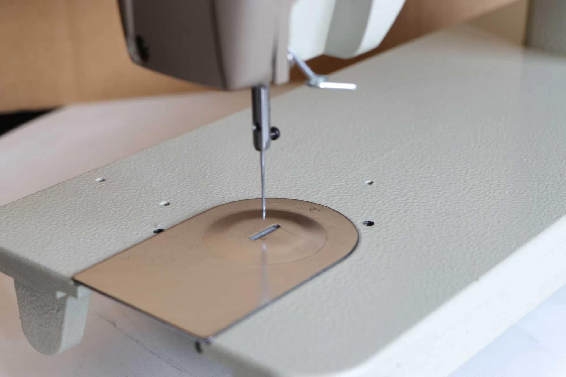 Macchina da Cucire Industriale - Embroidery Zig Zag Stitch recensione e prezzo