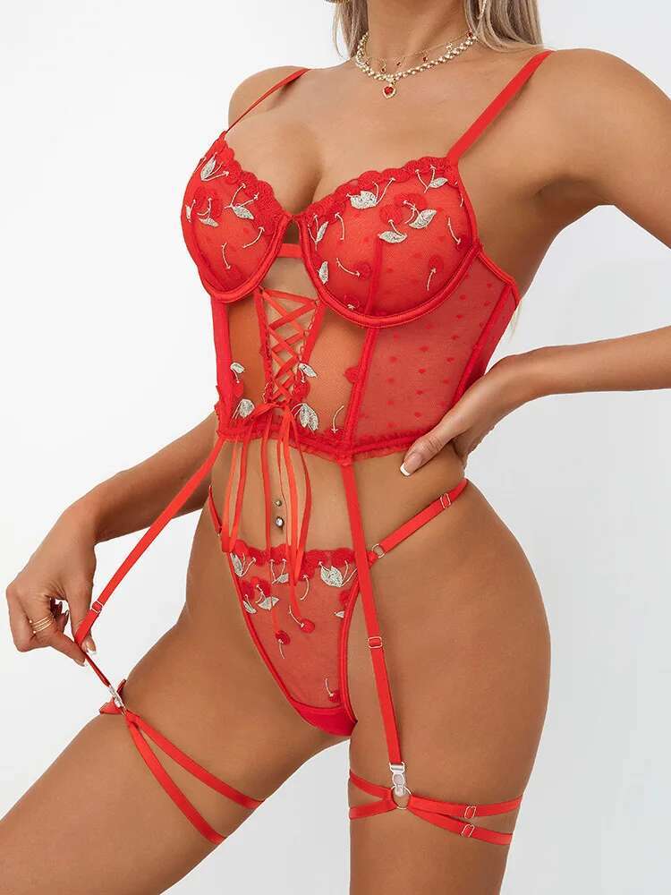 Body sexy in rete di pizzo tra - Embroidery Charm recensione e prezzo