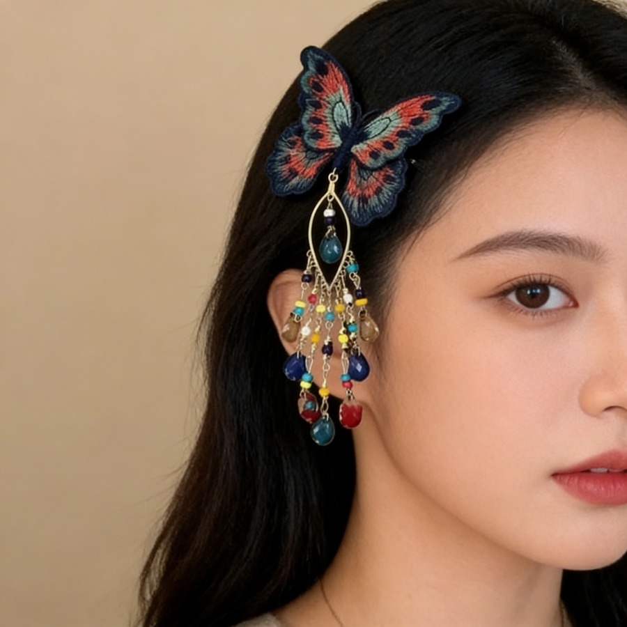 Nuove Mollette per Capelli a F - Embroidery Charm recensione e prezzo