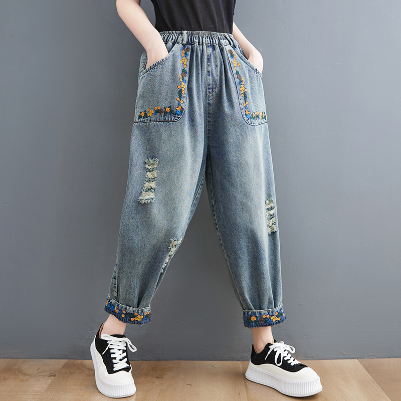 Nuovi Jeans Estivi da Donna in - Embroidery Artist recensione e prezzo