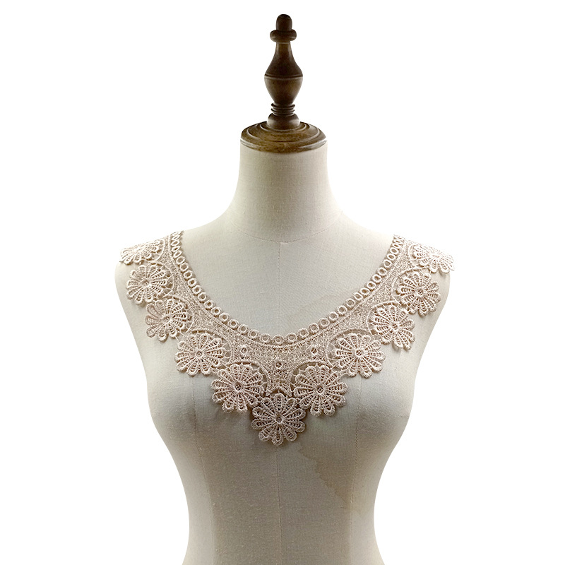Colletto in Pizzo Idrosolubile - Embroidery Web recensione e prezzo