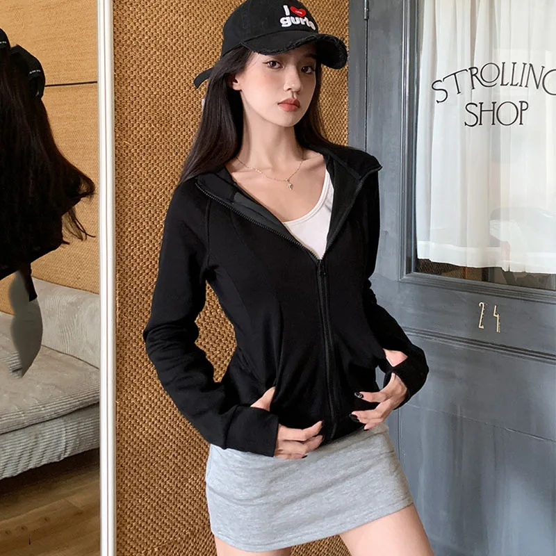 Nuova Giacca Sportiva con Capp - Embroidery Zip Up Hoodie recensione e prezzo
