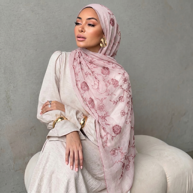 Hijab Musulmano con Ricamo Flo - Embroidery Fashion recensione e prezzo