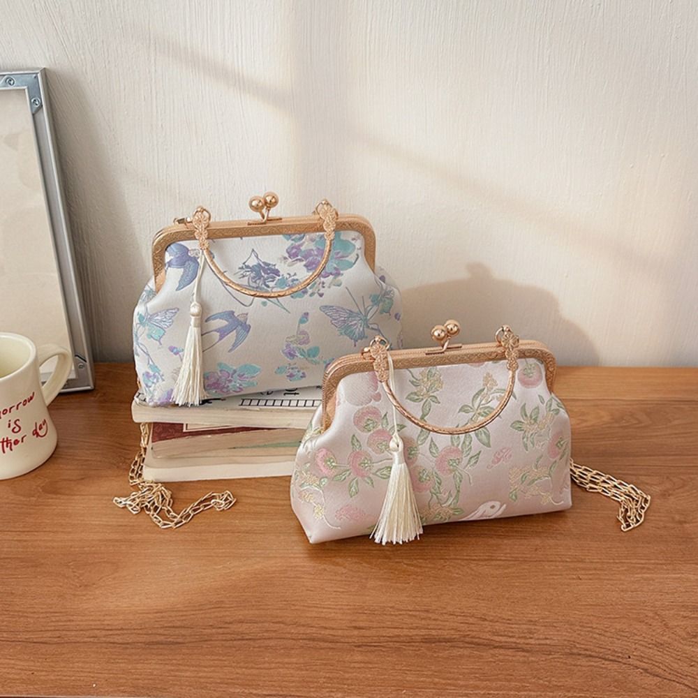 Borsa a Tracolla in Stile Cine - Embroidery Kiss recensione e prezzo