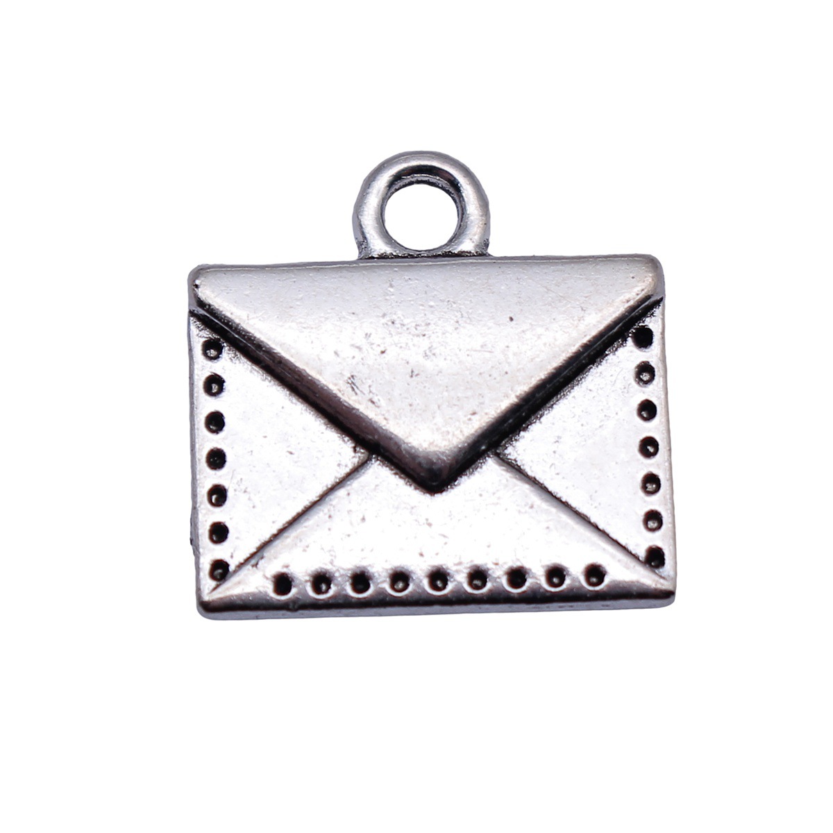 Ciondolo a forma di busta per  - Embroidery Charm recensione e prezzo