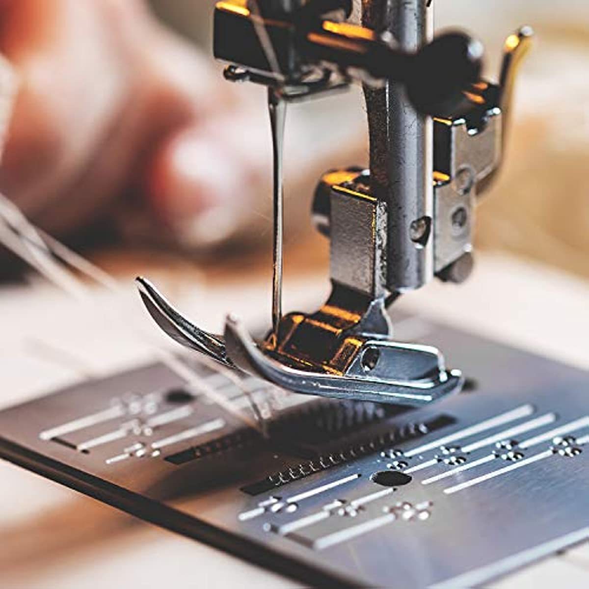 Piedino per cucire universale  - Embroidery Zig Zag Stitch recensione e prezzo